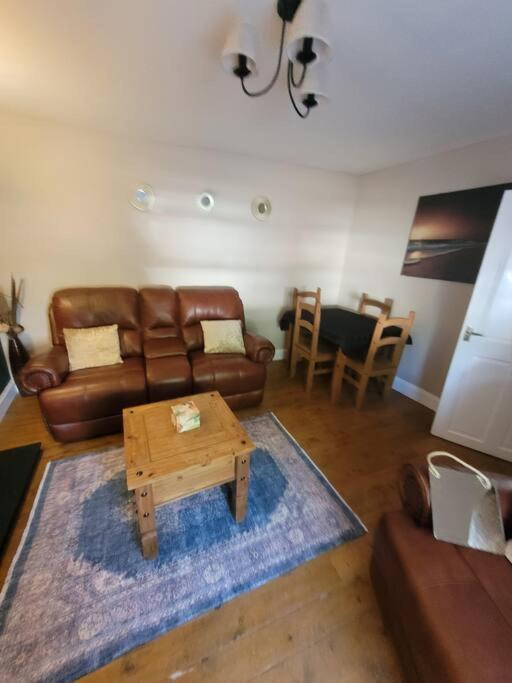 2 Kilkerran Road Apartment *